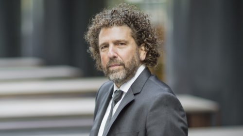 Photo of Conductor Asher Fisch