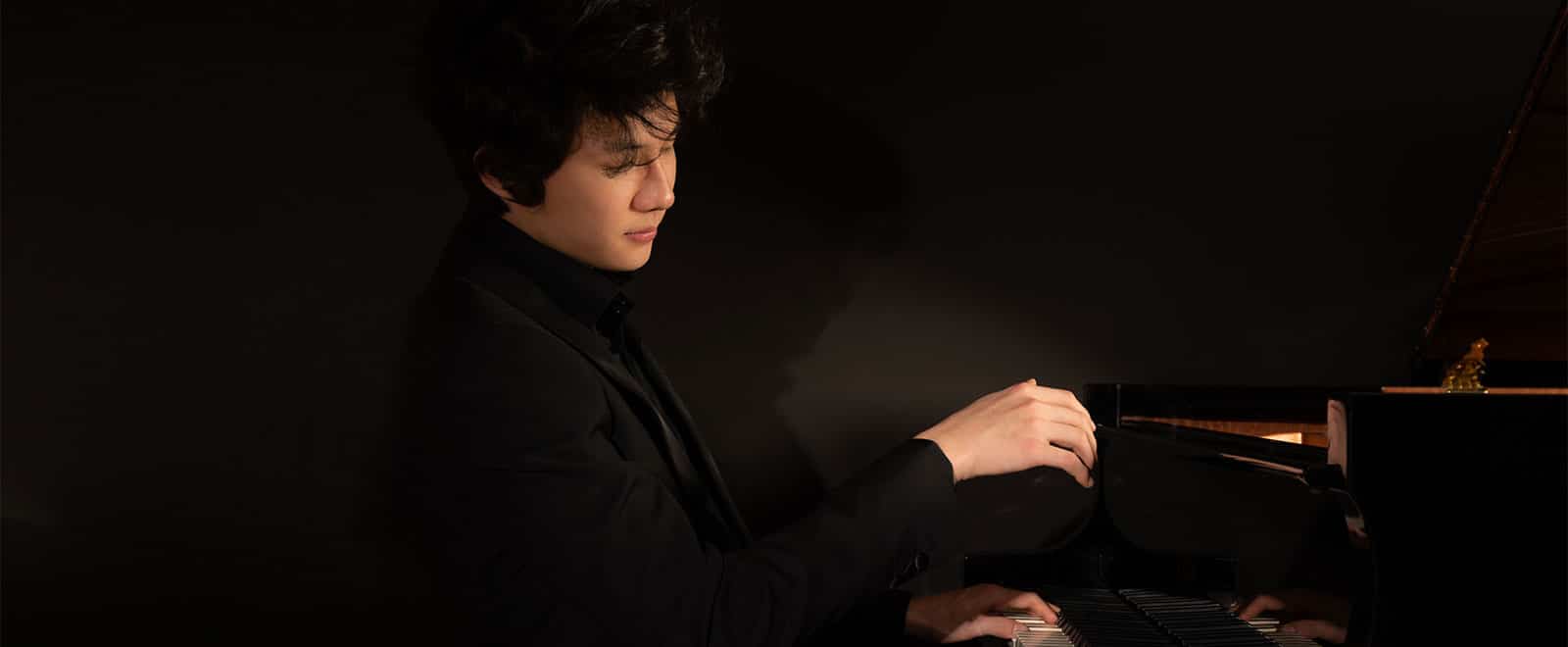 Yun_1600x660C