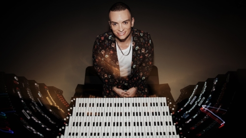 Carpenter_1600x900-1