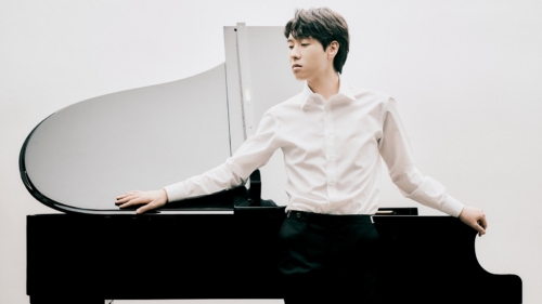 Kim_1600x900-1